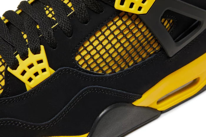 Air Jordan 4 "Thunder"