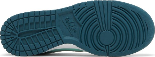 Nike Dunk Low "Geode Teal"