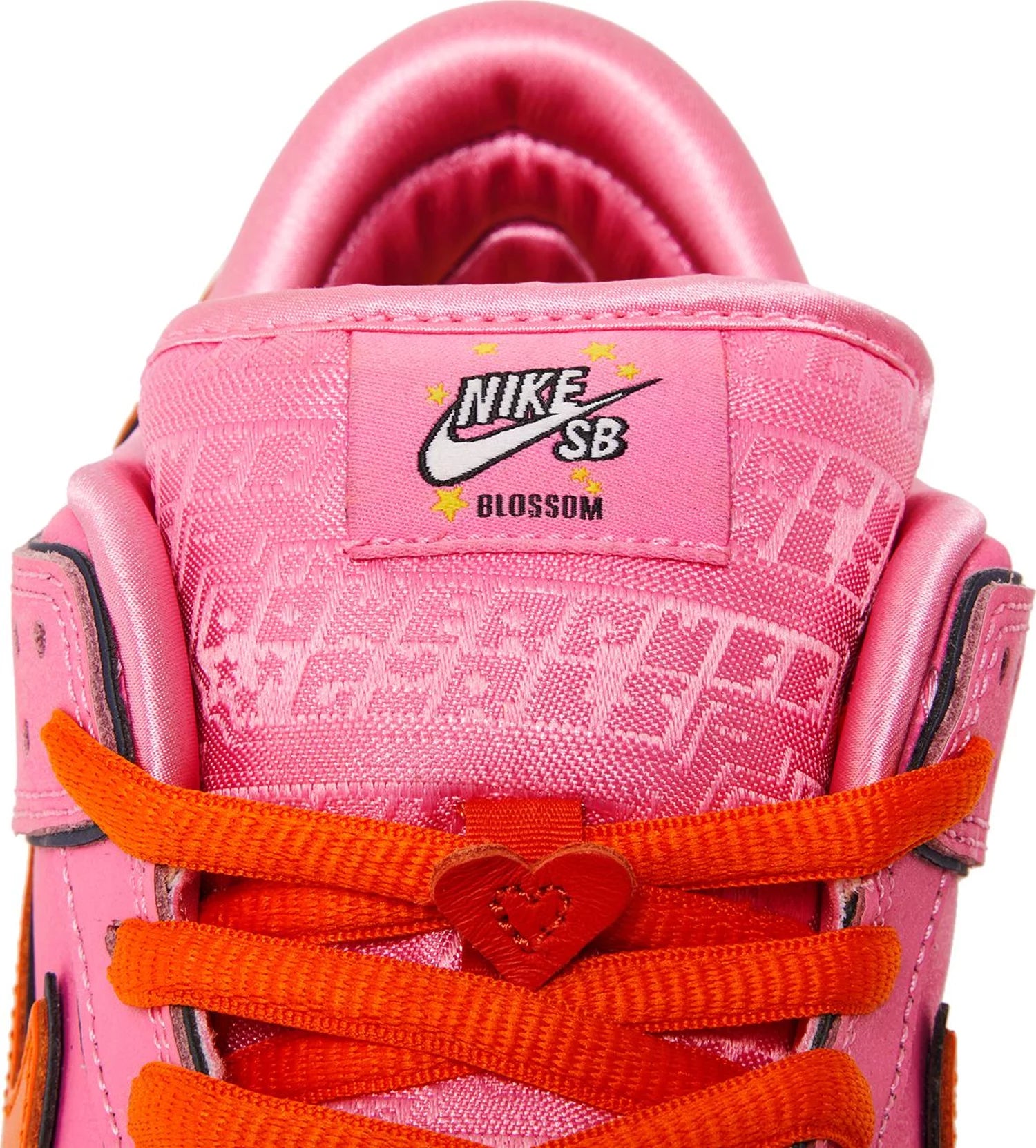 The Powerpuff Girls x Nike SB Dunk Low "Blossom"