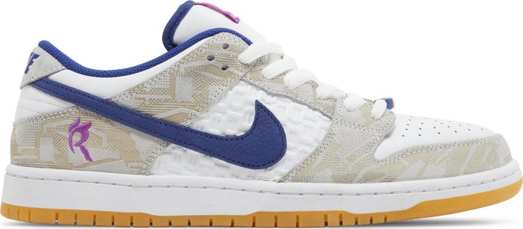 Nike SB Dunk Low "Rayssa Leal"