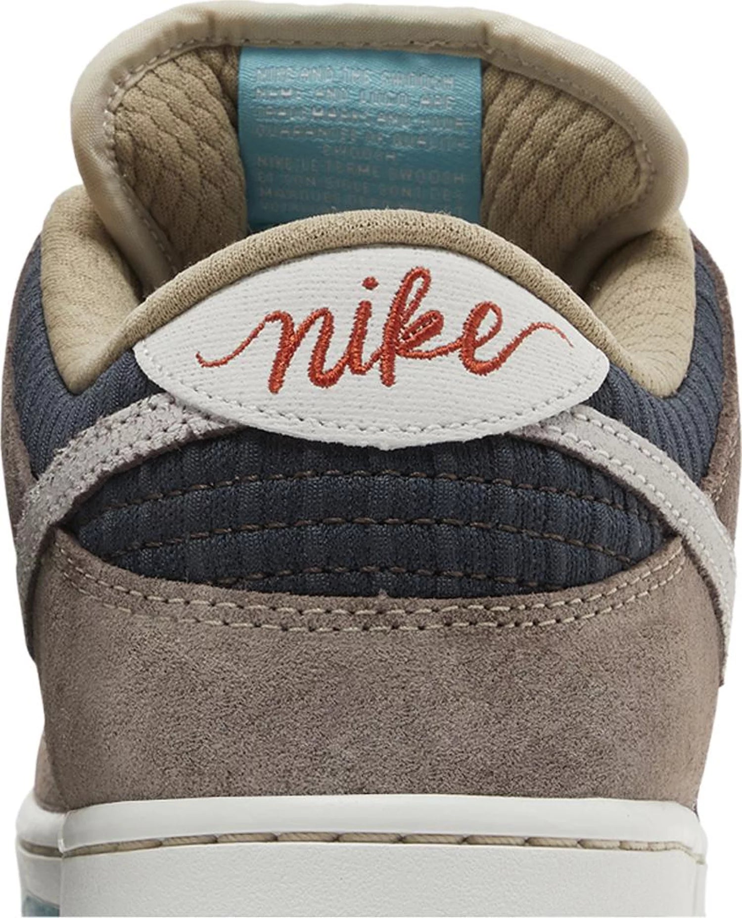 Nike SB Dunk Low "Big Money Savings"