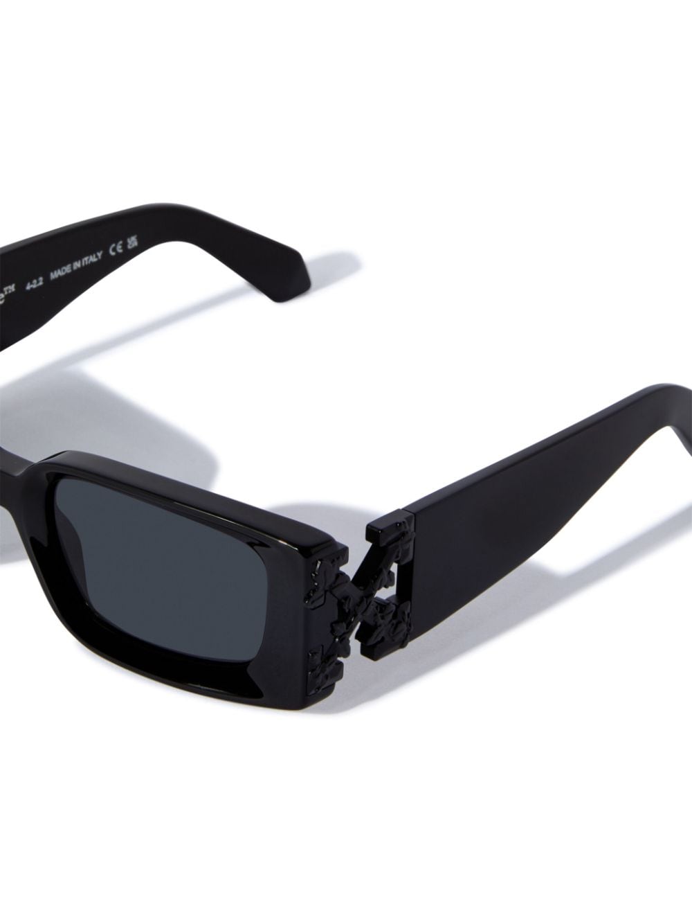 Óculos de sol Off-White retangular Roma "Black"