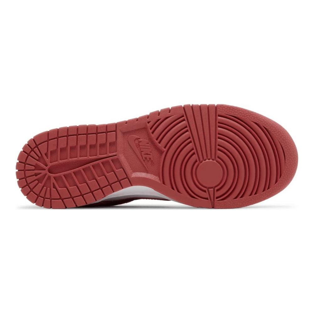 Nike Dunk Low "Valentine's Day" 2024