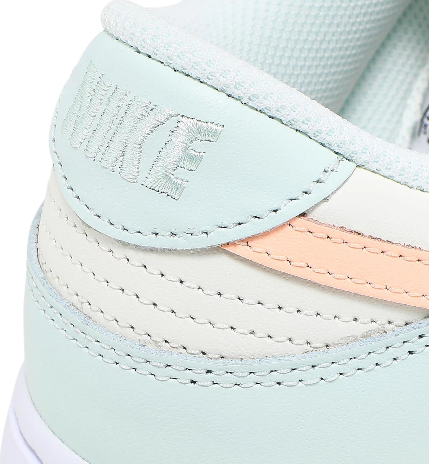 Nike Dunk Low "Barely Green"