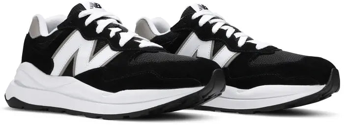 New Balance 5740 "Black White"
