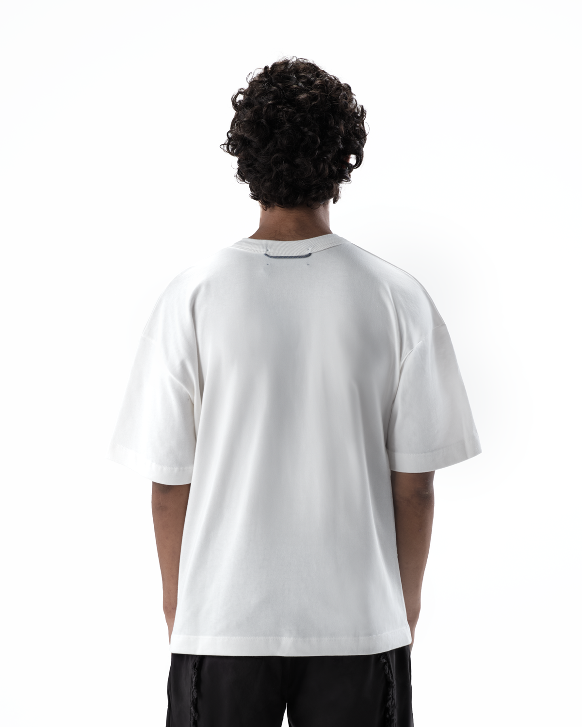 Quadro Creations Entrance Boxy Off-white T-shirt