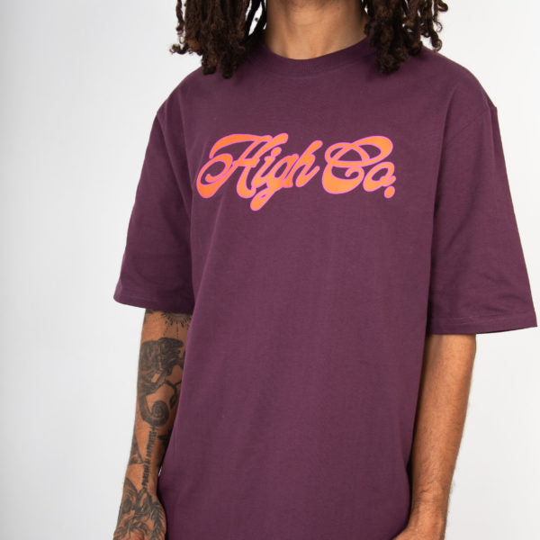 Camiseta High Script "Wine"