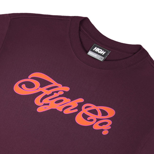 Camiseta High Script "Wine"