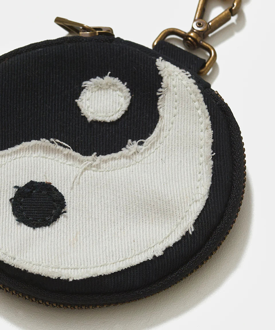 Yin-Yang Coin Pouch Piet